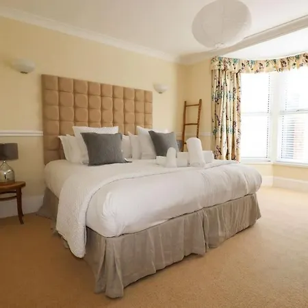 Gorgeous House In Newquay Walking Distance From Fistral Beach Exterior photo