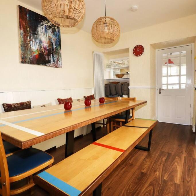 Gorgeous House In Newquay Walking Distance From Fistral Holiday home *